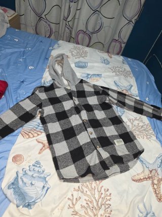 Camisa a cuadros con capucha