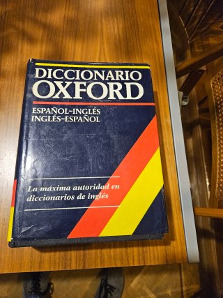 The Oxford Spanish dictionary: Spanish-English/...