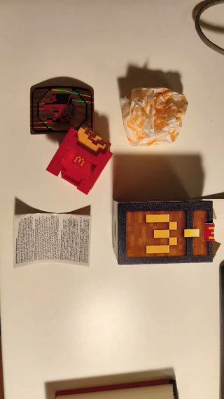 Muñeco Minecraft McDonald's