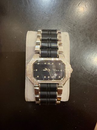 Reloj Tous con Bisel y Correa Negra
