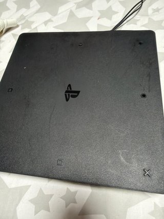 PS4 Slim Nera
