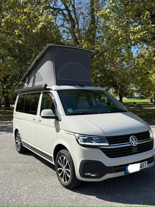 Volkswagen California Beach Camper Outdoor.