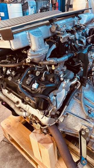 Motor Toyota V8 D-4D