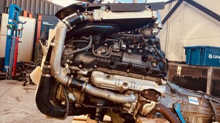 Motor Toyota V8 D-4D