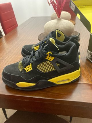 Caja Air Jordan 4 Retro