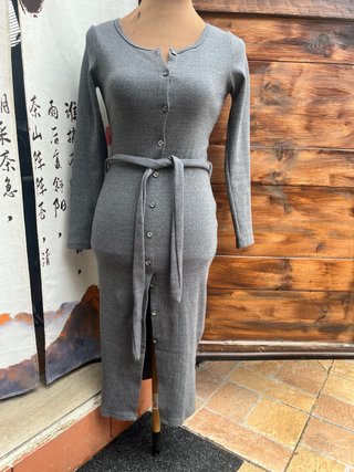 Abito lungo grigio in maglia S