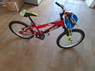 Bicicleta Infantil JL-Wenti 20 pulgadas. Roja
