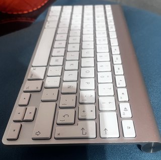 Teclado Apple Wireless Keyboard A1314 Plata
