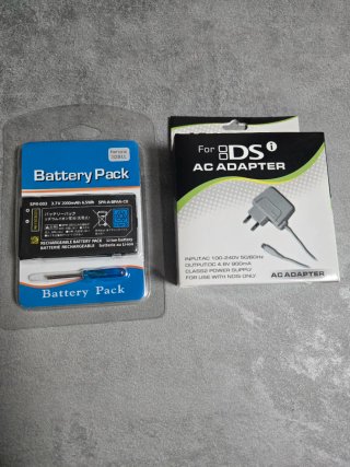 Caricabatterie e batteria per NINTENDO 3DS XL