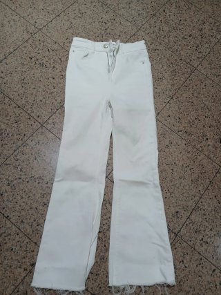 Jeans bianchi donna a zampa