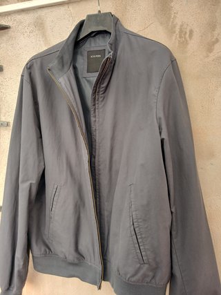 Chaqueta cazadora gris marca Scalpers talla XL