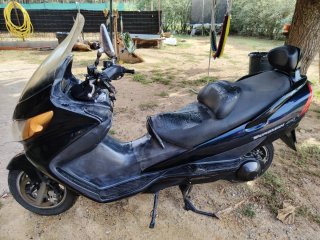 Suzuki Burgman 400
