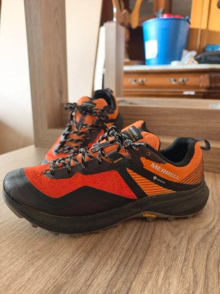 Botas Merrell Moab GTX Negro Naranja
