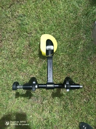 Bicicleta B'Twin Triban 500 y Rodillo bkool pro2
