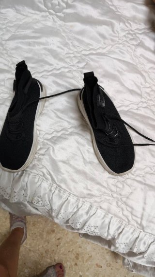 Botines deportivos negros