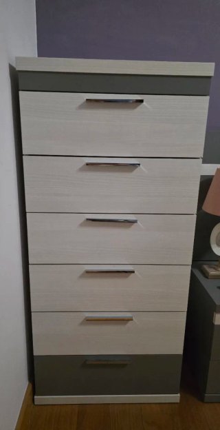 Cajonera de dormitorio