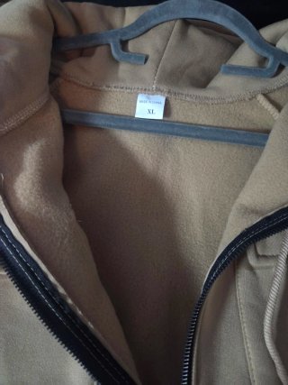 Sudadera Joma Beige con Cremallera y Capucha