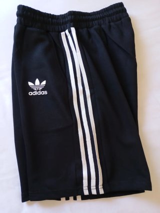 Pantalón corto Adidas negro