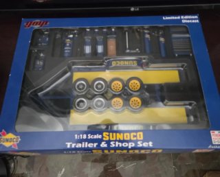Set GMP Sunoco Trailer & Shop set  1:18