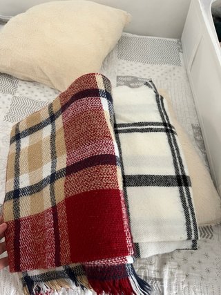 Set de 2 Bufandas de Cuadros