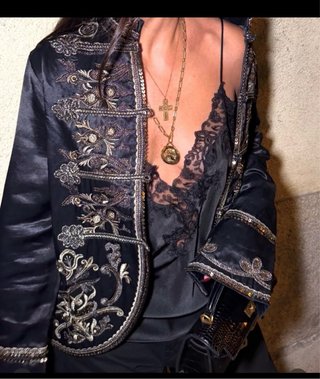 Chaqueta Zara con Bordados Talla L