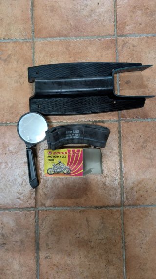 Recambios Vespino: Espejo, Cámara y Reposapiés