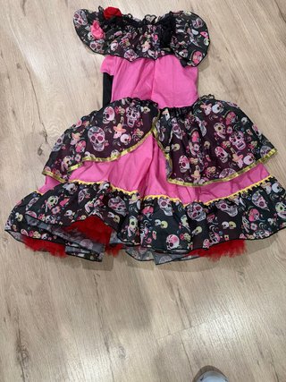 Disfraz de Catrina con Estampado de Calaveras