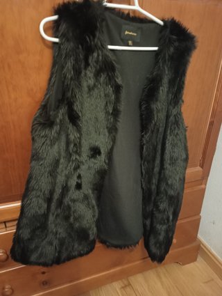 Chaleco pelo Stradivarius Talla XL