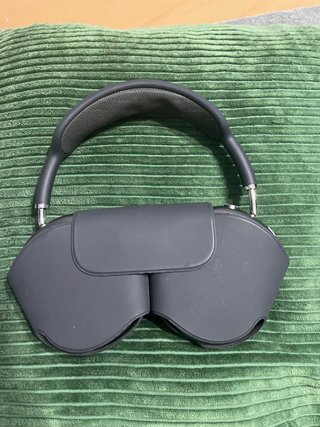 Apple AirPods Max Space Gray