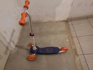 Patín Infantil de Tres Ruedas