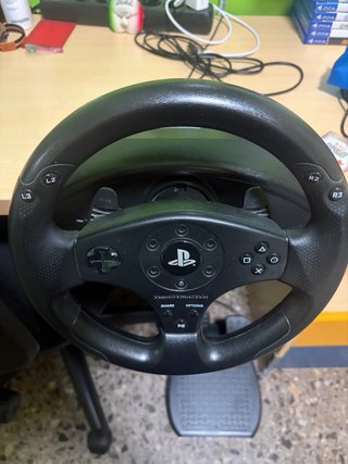 Pack PS4 1TB + 2 Mandos + Volante + Juegos