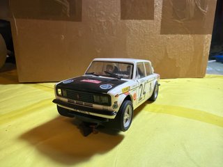 Seat 1430 Scalextric, Servia