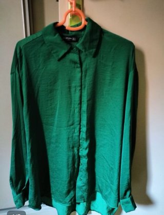 Blusa Stradivarius Verde Talla S