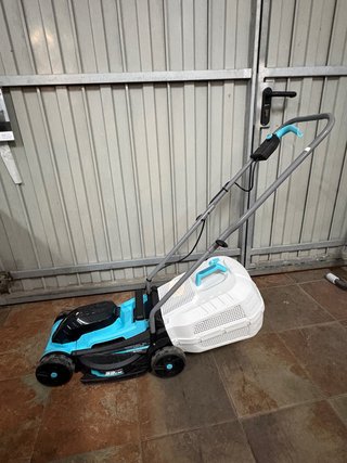 Cortacésped Eléctrico Azul y Blanco