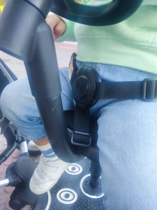 Patinete para coche con silla y volante