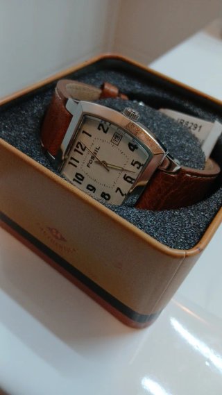 Reloj Fossil con Correa de Piel