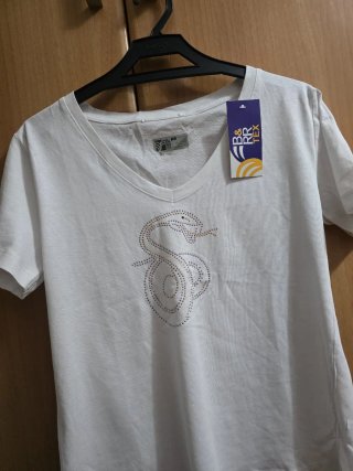 Camiseta serpiente talla S.CON ETIQUETA.3 EUROS