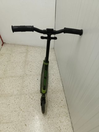 Patinete Urbano Plegable Negro y Verde