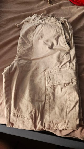 Pantalón Cargo Zara Beige