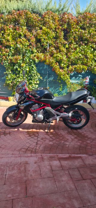 Kawasaki ER-6n 650