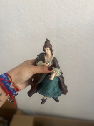 Figura decorativa antigua