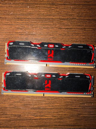 2 Módulos RAM Goodram IRDM X 8GB DDR4