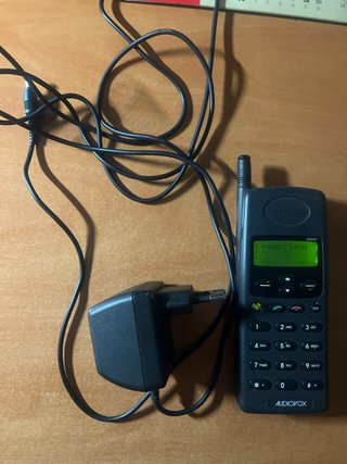 Teléfono móvil Audiovox GSM