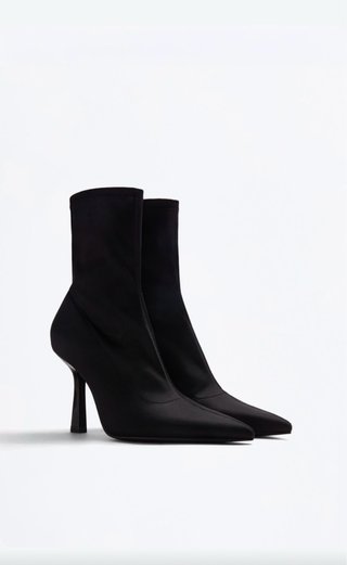 Botines de tacón negros