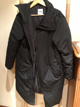 Abrigo de pluma Zara negro