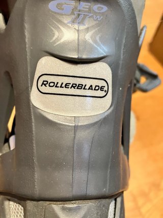 Patines en línea con protecciones