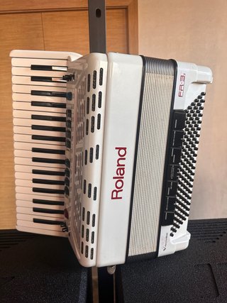 Acordeón Roland FR-3S