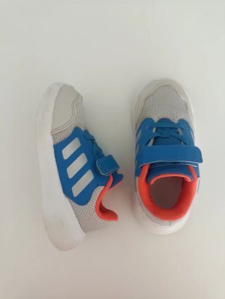 Deportivas Adidas Niño Talla 26