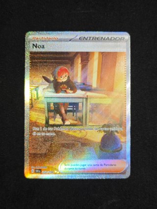 Noa / Penny SVI 252 Pokémon Carta Entrenador