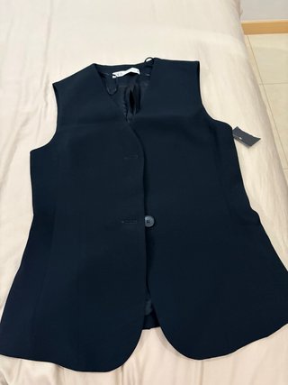 Chaleco negro Zara Talla S